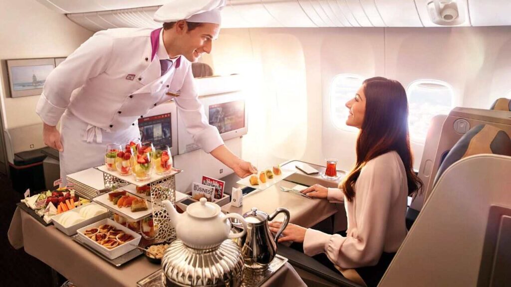 Business-Class Dining Service at Turkish Airlines